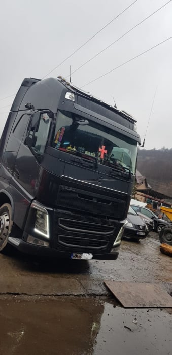 Bara proiectoare pentru Volvo FH4, Euro 6 cabina Globetrotter / XL [9]