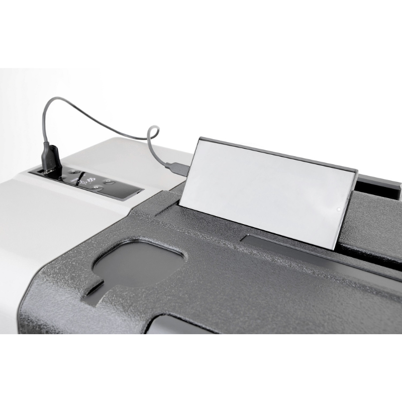 Frigider auto portabil 62L, cu roti si compresor, 12/24/230V, Bluetooth [7]