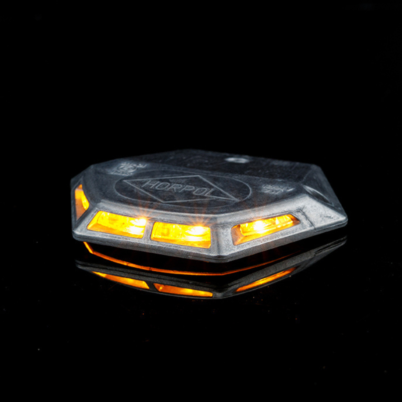 Lampa de avertizare pentru lifturi, platforme hidraulice, 12/24V, 4 LED-uri, 7W, IP68, 10.3cm [8]