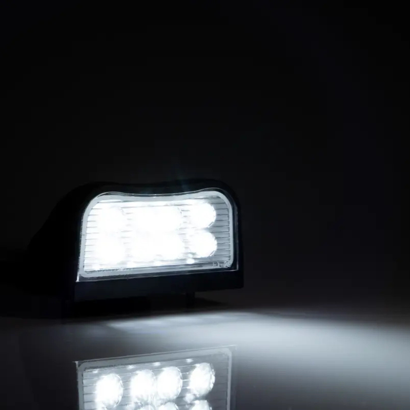 Lampa LED iluminare numar auto, 12-24v, mufa rapida, consum redus [4]