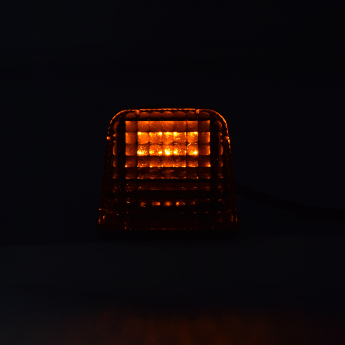 Lampa LED portocalie universala pentru cabina Volvo, 24V [7]