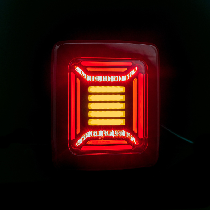 Lampa spate multifunctionala LED, CUBE, 12/24V, pozitie neon, stop si semnalizare dinamica, 13.8 x 11.5 x 4cm [5]