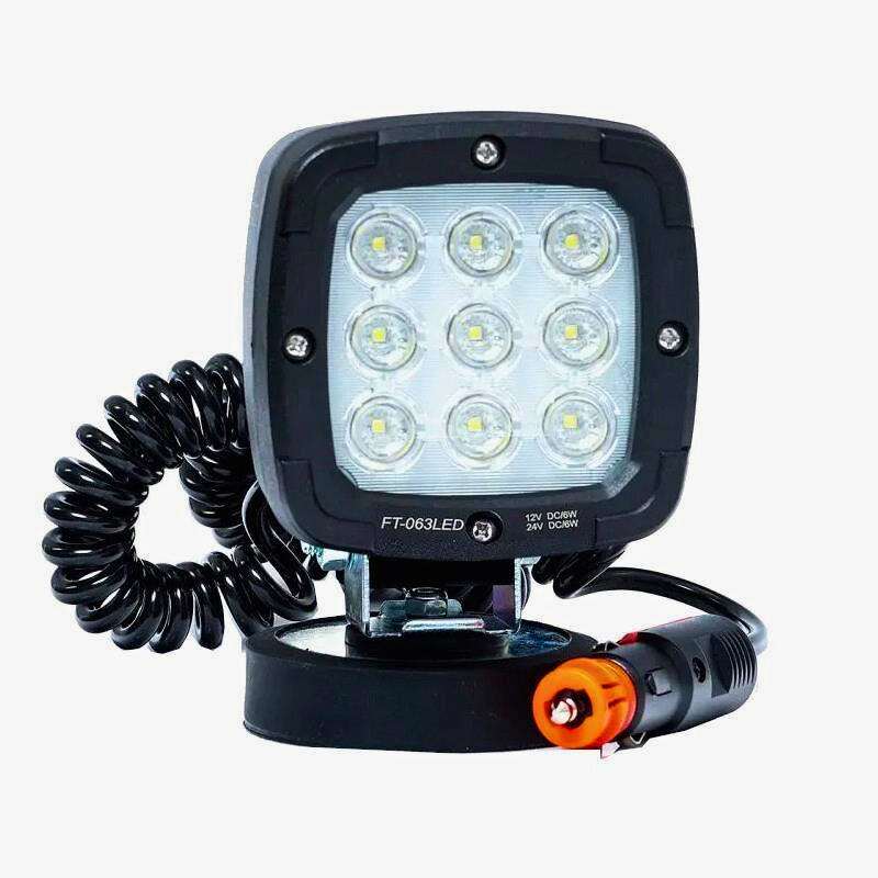 Proiector LED de lucru cu magnet, 12/24V, 14.20cm, cablu spiralat 7.8m, 650lm [1]