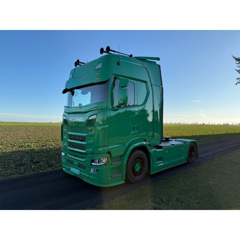 Spoiler inferior pentru bara medie Scania NG, cu nervura embosata [5]
