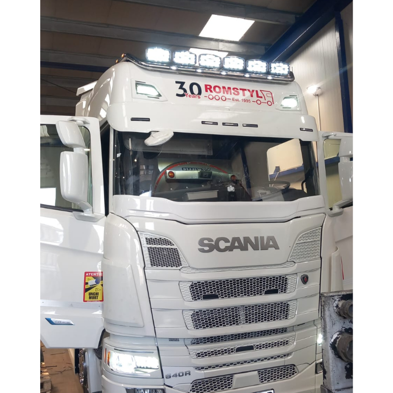 Bara proiectoare, Scania R S G Next Gen, 15 Led-uri, 6 x suporti proiectoare, Instalatie inclusa [10]