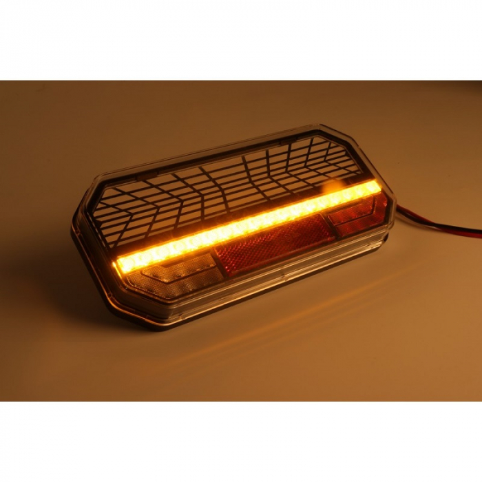 Tripla, lampa stop LED cu efect Neon si semnalizare dinamica cu 6 functii, 23.5 x 11cm [1]