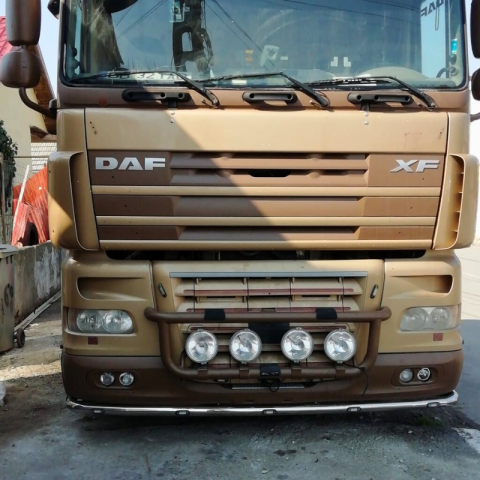Bara leduri sub masca fata, Daf XF 105 - DAUTO DLB01