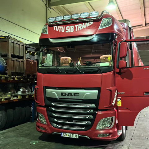 Bara proiectoare, Super Space Cab, Daf XF 105  Euro 6 [10]