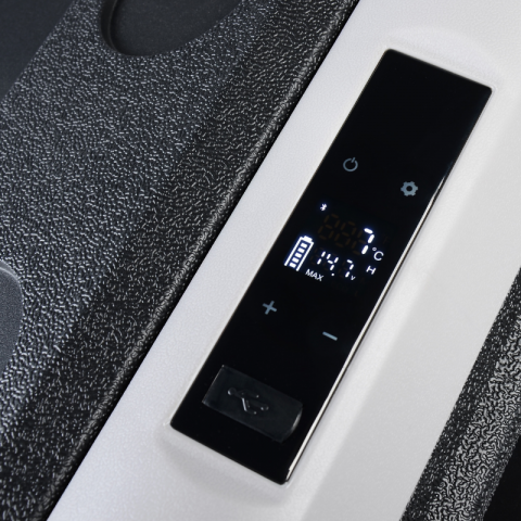 Frigider auto portabil 50L, compresor, 12/24/230V, Bluetooth [4]