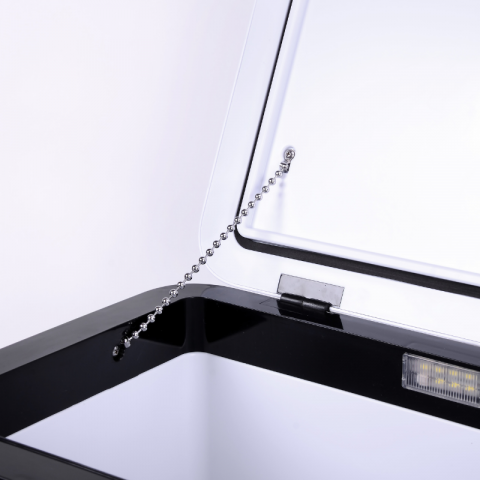 Frigider auto portabil cu roti si maner telescopic, 25L, compresor, 12/24/230V, Bluetooth si Aplicatie [1]