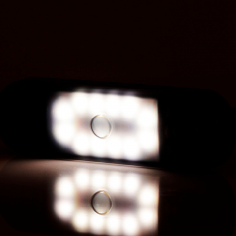 Lampa LED de pozitie, gabarit alb, galben si rosu Fumuriu, 12/24V, 8.4 x 2.4cm [2]