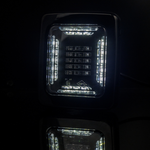 Lampa spate multifunctionala LED, CUBE, ceata + marsarier, 12/24V, 13.8 x 11.5 x 4.03 cm [6]