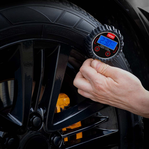 Manometru Digital Presiune Roti, 0-17 Bar 0-250 PSI, Cap Rotativ 360 Grade, Valva Eliberare Aer, Ecran LCD Iluminat [1]