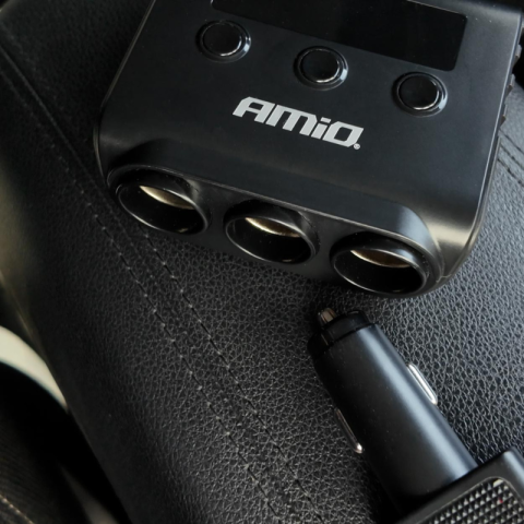 Prelungitor bricheta auto, 180W cu 4 USB si afisaj LED [1]