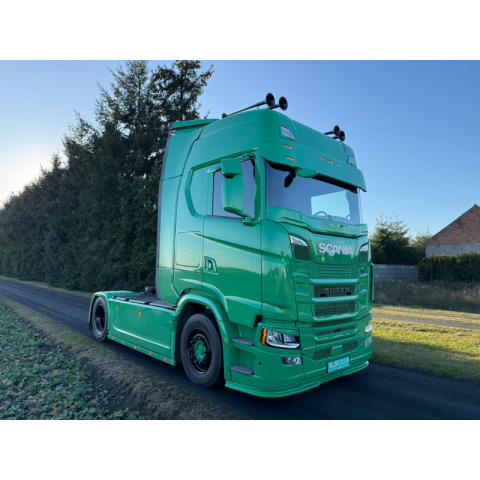 Spoiler inferior pentru bara medie Scania NG, cu nervura embosata [3]