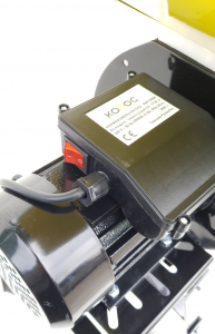 Moara electrica cu Suport pentru cereale, boabe si stiuleti porumb, Cuva Mare, Kolos, 3.5 kW, 3000 rpm, 200 Kg/h [1]