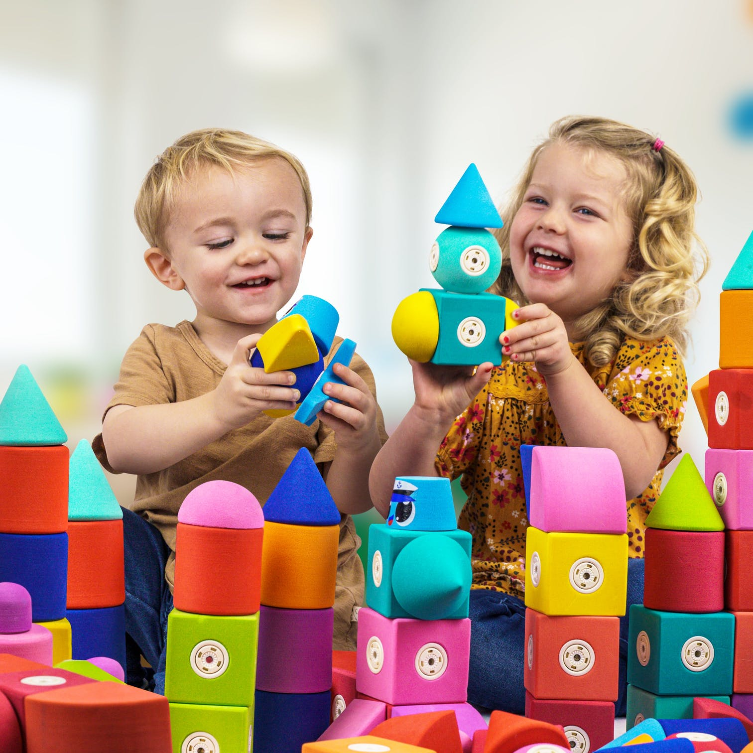 Set cuburi din spuma cu magnet Blockaroo, Castel 35 piese