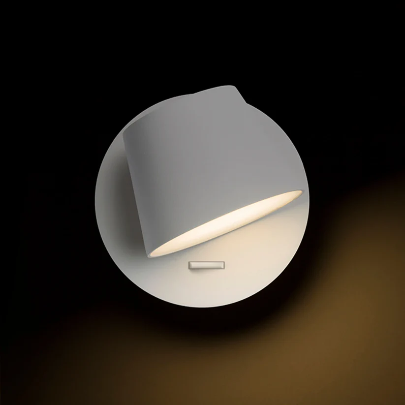 AMADEUS I - spot luminos [3]