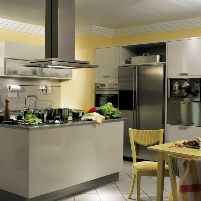 Cornisa decorativa poliuretan Z51 150x150x2000 [3]