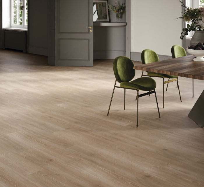 OAK SKYLINE PEARL GREY [4]