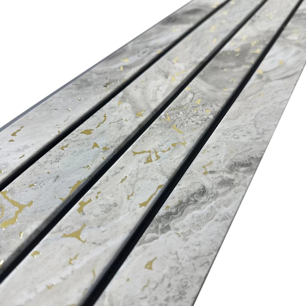 Riflaj decorativ modern, mix de culori,  2900 mm × 160 mm × 11 mm [4]