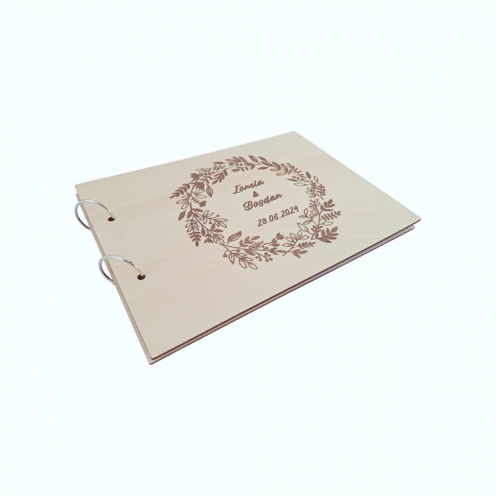 Coperti din lemn - guestbook personalizat - model coronita [2]