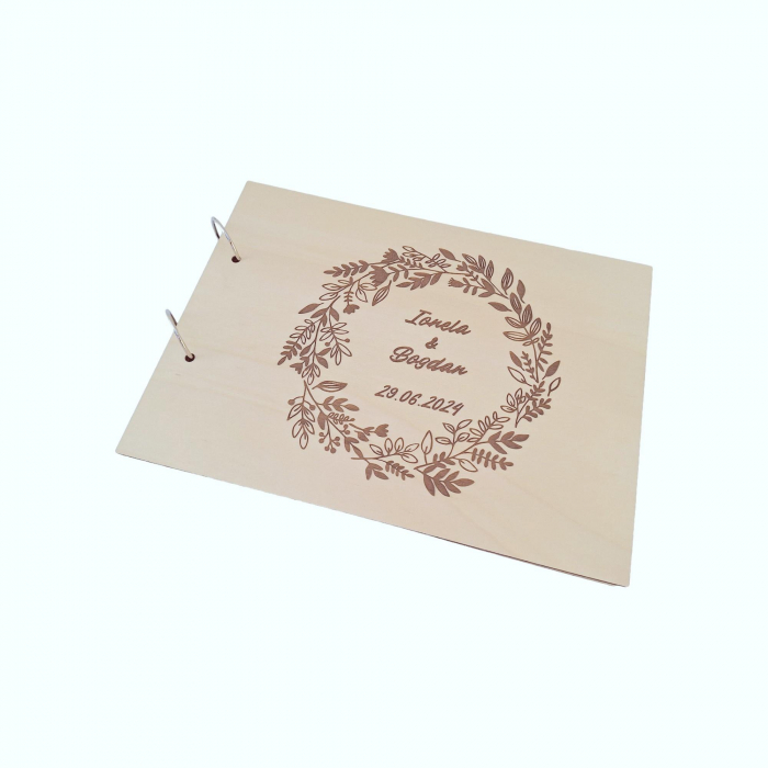 Coperti din lemn - guestbook personalizat - model coronita [4]