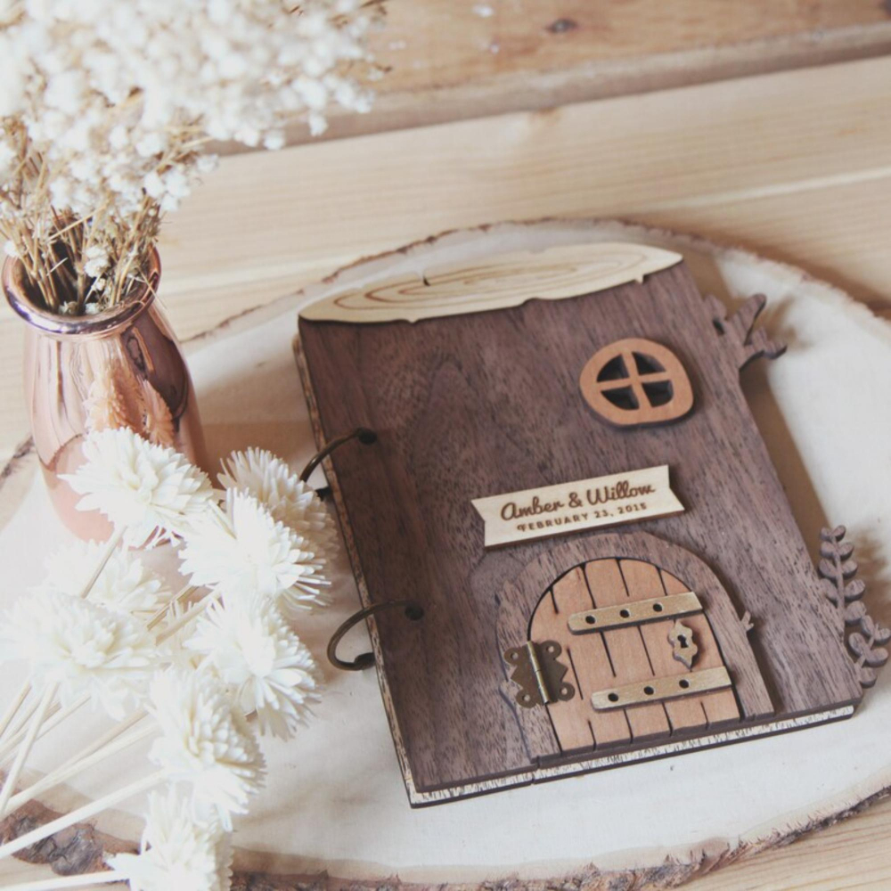 Guestbook nunta din lemn personalizat - model casuta din copac [8]