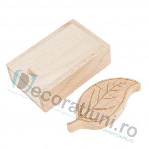 Cutii pentru stick usb botez - Cutie si stick usb din lemn in forma de frunza - lemn artar