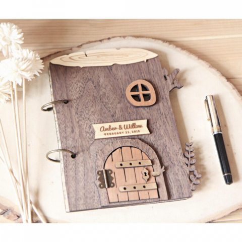 Guestbook nunta din lemn personalizat - model casuta din copac [3]