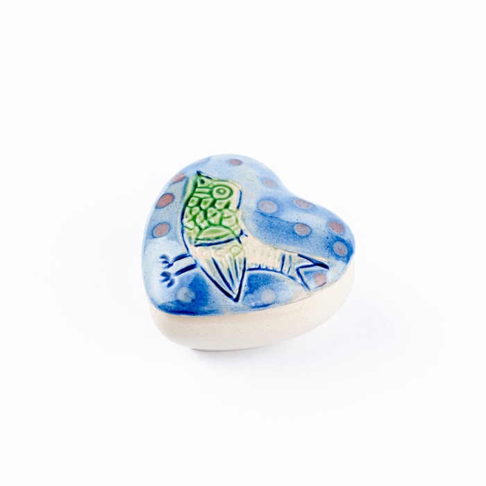 Cutiuță bijuterii din ceramică, inimă albastră, detaliu pasăre [3]