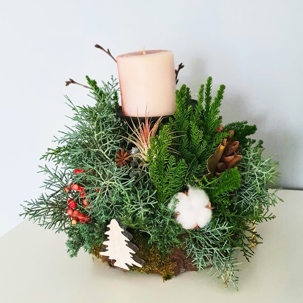 Aranjament pentru masa de Craciun, cu lumanare [3]