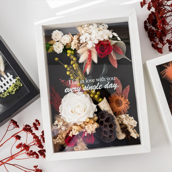 Cutie aranjament floral plante stabilizate Romantic DecoTerrarium [3]