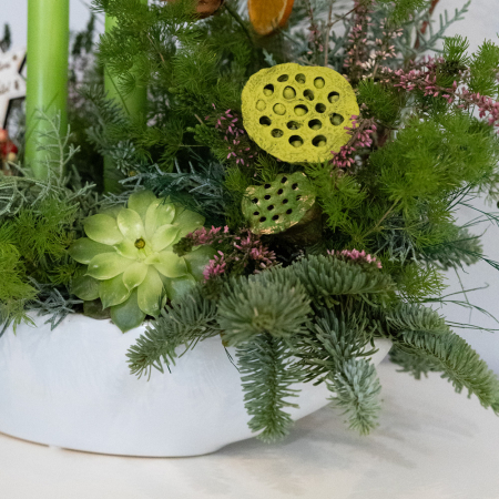 Aranjament pentru masa de Craciun cu lumanari [1]