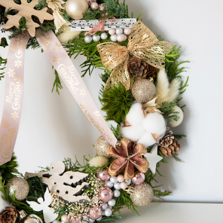 Coronita decorativa cu globulete si plante naturale 30cm [1]