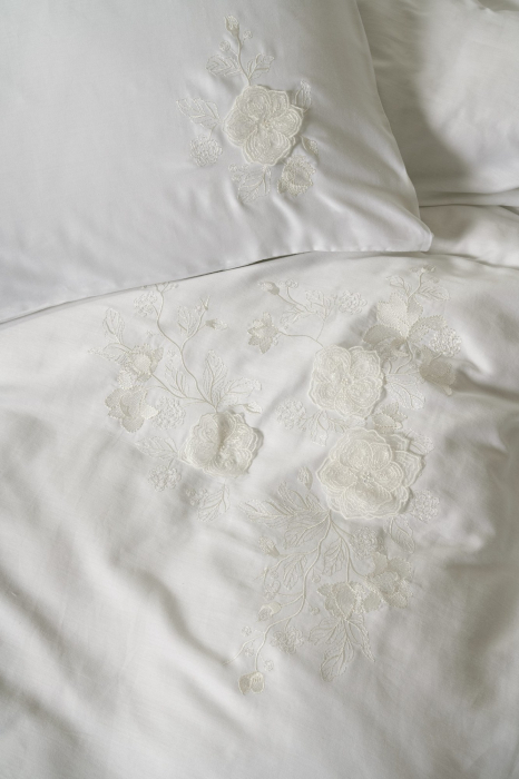 Lenjerie de pat satin premium brodată, 6 piese, bumbac 100%, Cotton Box, Gembira - White [2]