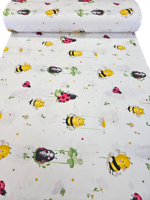 Material textil ranforce, bumbac 100%, Alb cu gargarite si albinute [3]