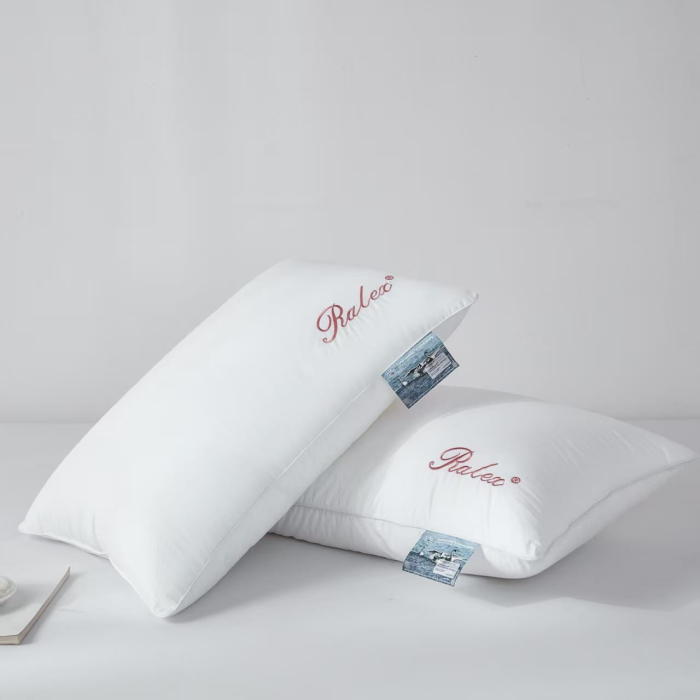 Perna umpluta cu puf de gasca - Marime: 70cm X 70cm [5]