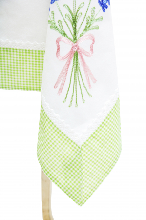 Față de masă brodată, bumbac 100%, 140x180cm, bordură verde [2]
