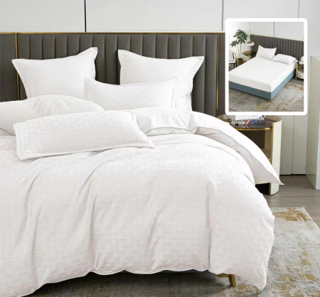 Pucioasa - LENJERIE DE PAT NATUR UNI STRIPE 6 PIESE CU HUSa (ALB)