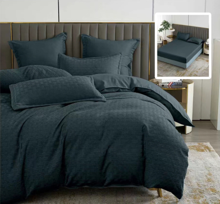 Pucioasa - LENJERIE DE PAT NATUR UNI STRIPE 6 PIESE CU HUSa (NEGRU)