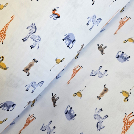 Finet - Material textil finet, 240cm, 100% bumbac, Alb cu animalute
