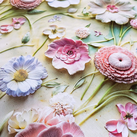 Material textil ranforce 5D, 240cm, bumbac 100%, Crem cu camp de flori [2]