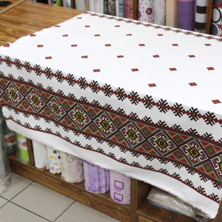 Metraj traditional cu verde si rosu [2]