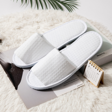 Pucioasa - PAPUCI HOTEL (SPA) DE UNICa FOLOSINTa "SPA ELLITE" (100 perechi)