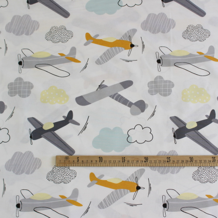 Ranforce alb cu avioane și nori turcoaz [2]