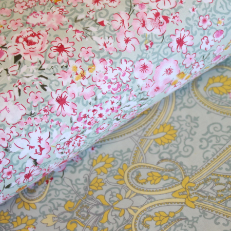 Materiale textile - Ranforce verde cu floricele mici roz