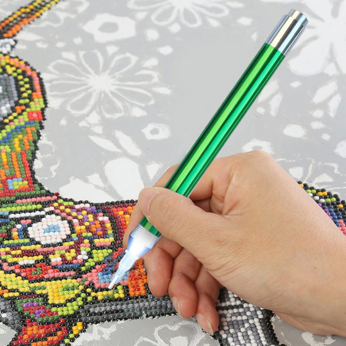 Stilou verde LED aplicare goblen cu diamante [5]