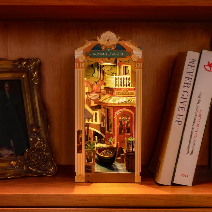 Book Nook, Cotor de carte DIY, Venetia Romantica, 110 piese [11]