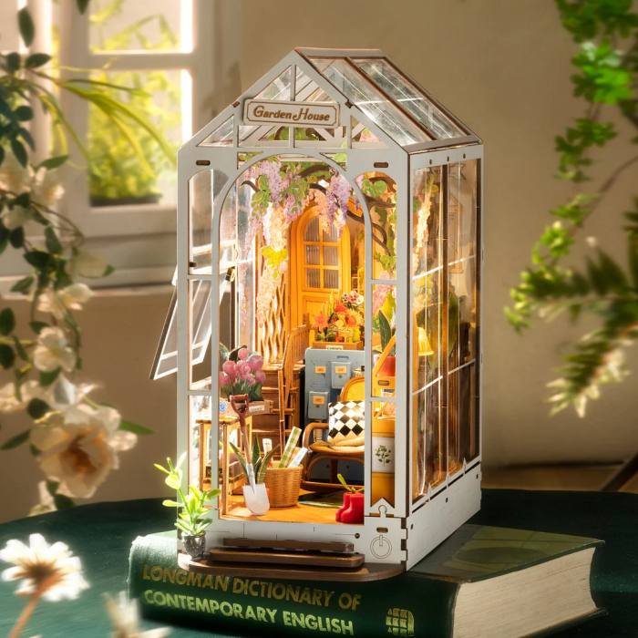 Book Nook, Cotor de Carte DIY, Gradina de Vacanta, 176 piese [2]